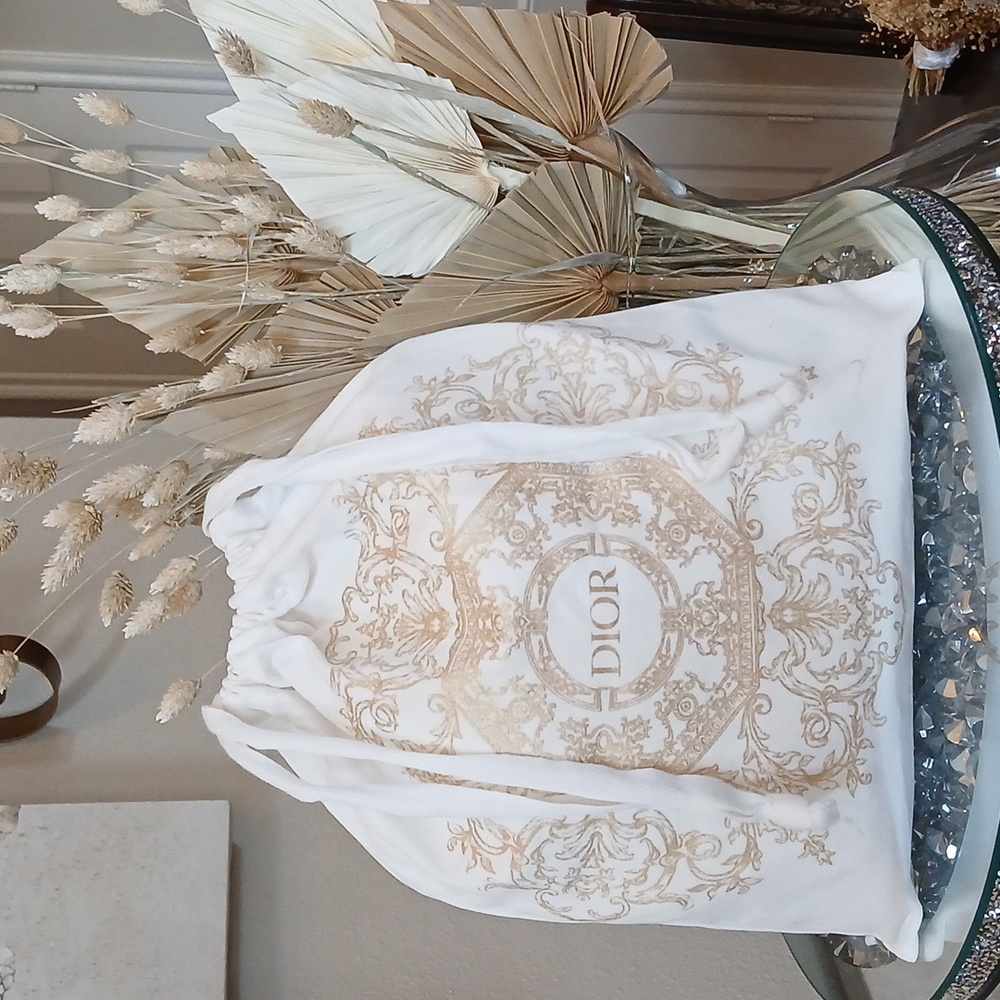 Dior Novelty Drawstring Pouch Limited Edition White And Gold - Picture 5 of 17